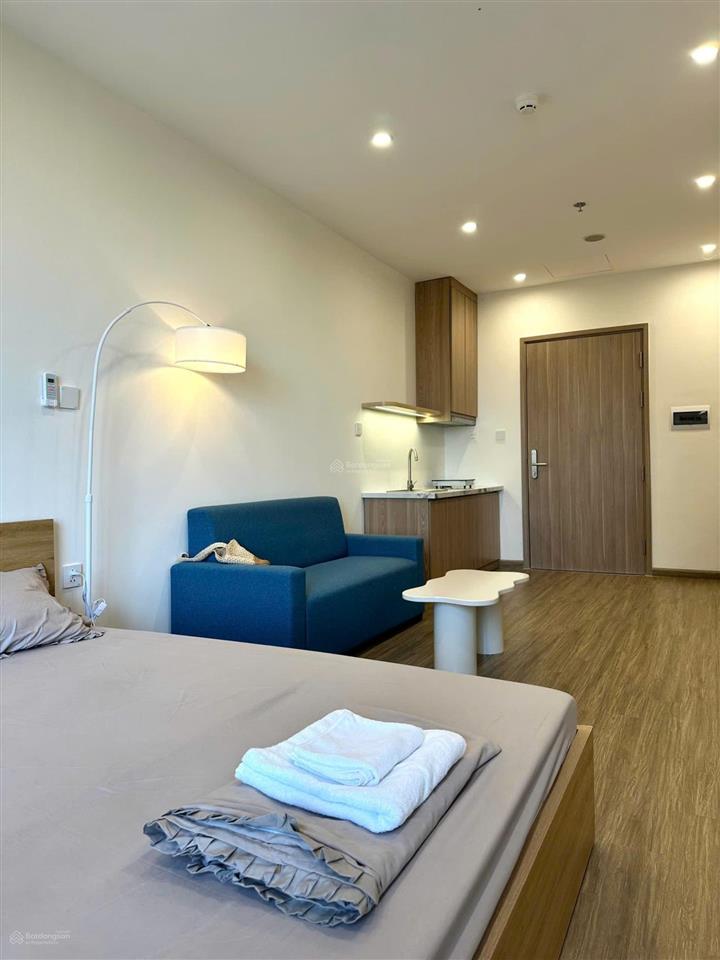 Studio 27m2 tòa p2 view thoáng đẹp, gần sân chơi, không gian xanh giá chỉ 2.425 tỷ