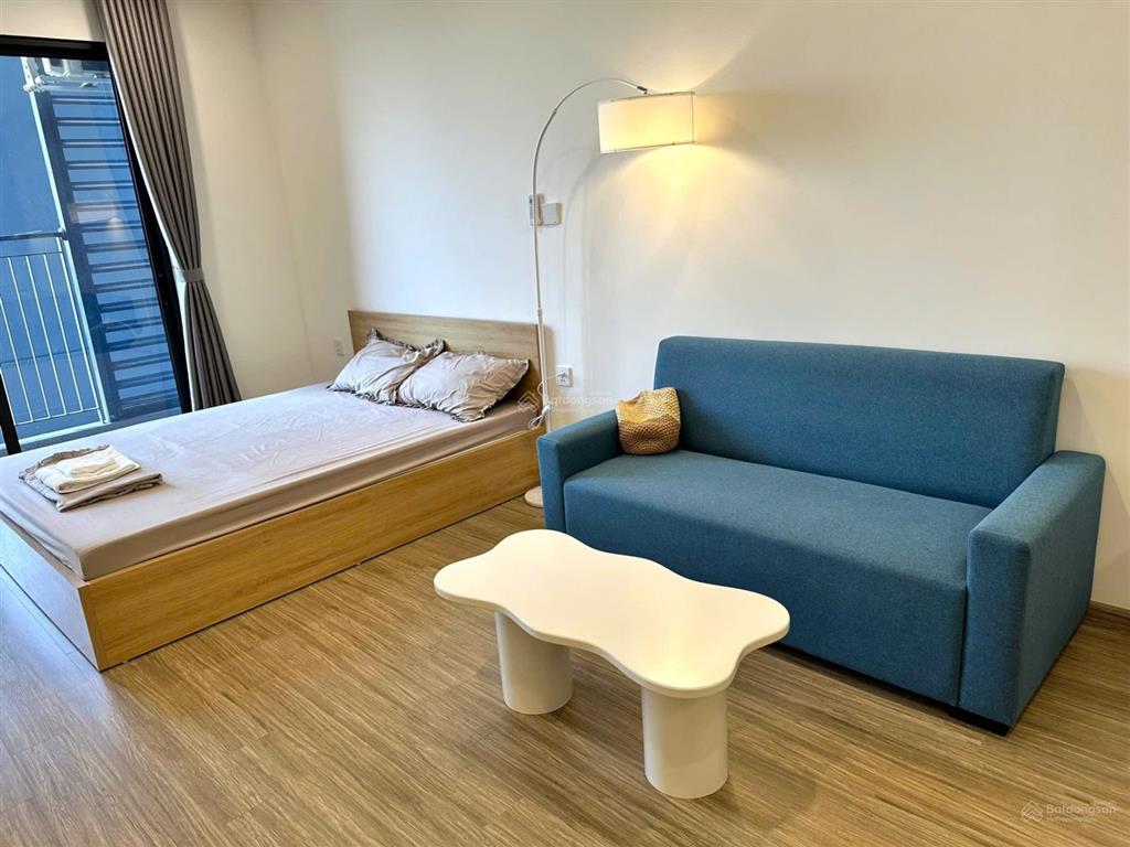 Studio 27m2 tòa p2 view thoáng đẹp, gần sân chơi, không gian xanh giá chỉ 2.425 tỷ