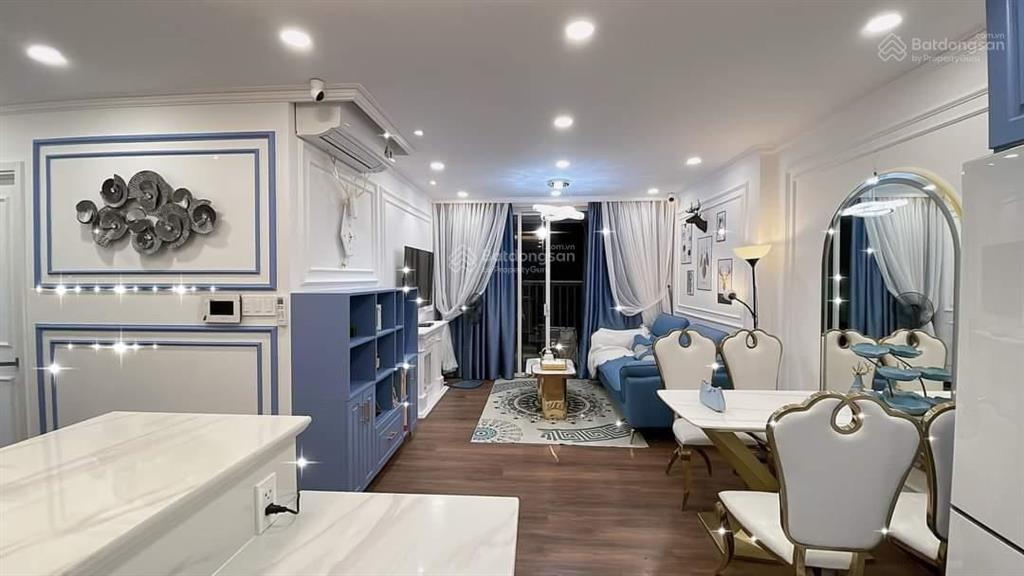 Cần cho thuê gấp căn hộ park legend 72m2 2pn 14tr, 100m2 3pn 19tr ở liền. đt 0909 476 *** em cường