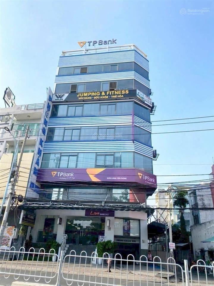 Bán đất nguyễn văn hưởng thảo điền q2, 240m2(8x30) ctxd hầm + 7 tầng, đường 10m, giá mềm nhất đời.