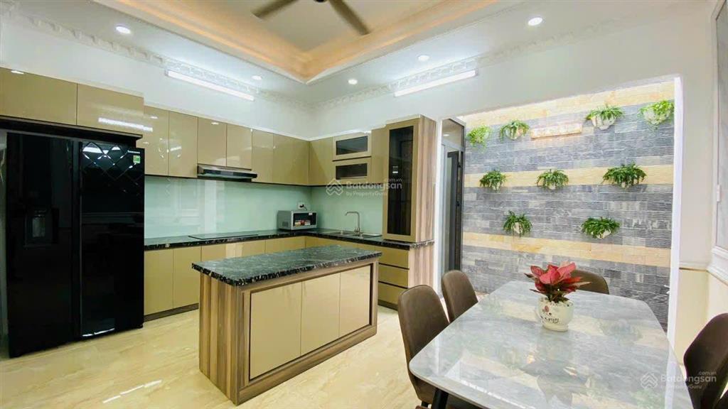 Bán nhà đẹp 3tỷ350 tại an dương vương quận 5, 67,5 m2, 4pn, 5wc