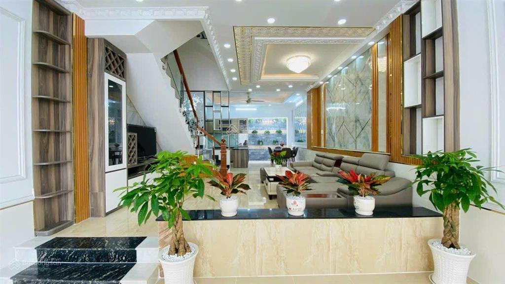 Bán nhà đẹp 3tỷ350 tại an dương vương quận 5, 67,5 m2, 4pn, 5wc