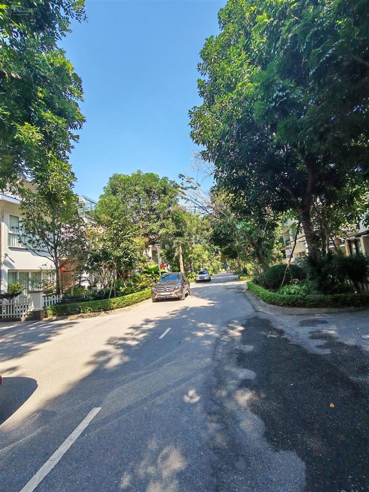 Bán biệt thự ecopark không gian sống xanh đẳng cấp miền bắc 190m2, 32,5 tỷ