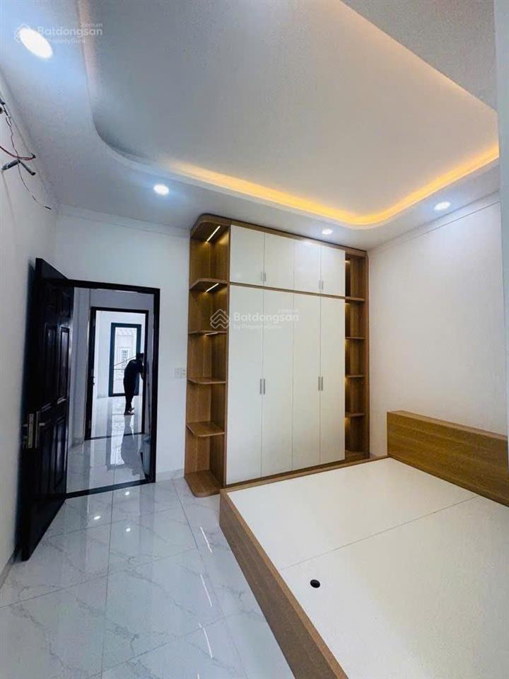 Nhà mới kha vạn cân linh đông thủ đức  xe hơi đỗ cửa, hoàn công đủ nhỉnh 6 tỷ