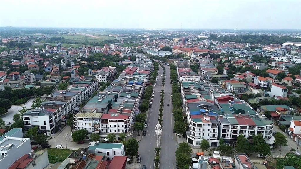 Bán đất đồng vỡ, 15 triệu / m2, 300 m2 tại quốc oai, hà nội, hàng hiếm đẹp, nhiều tiện ích