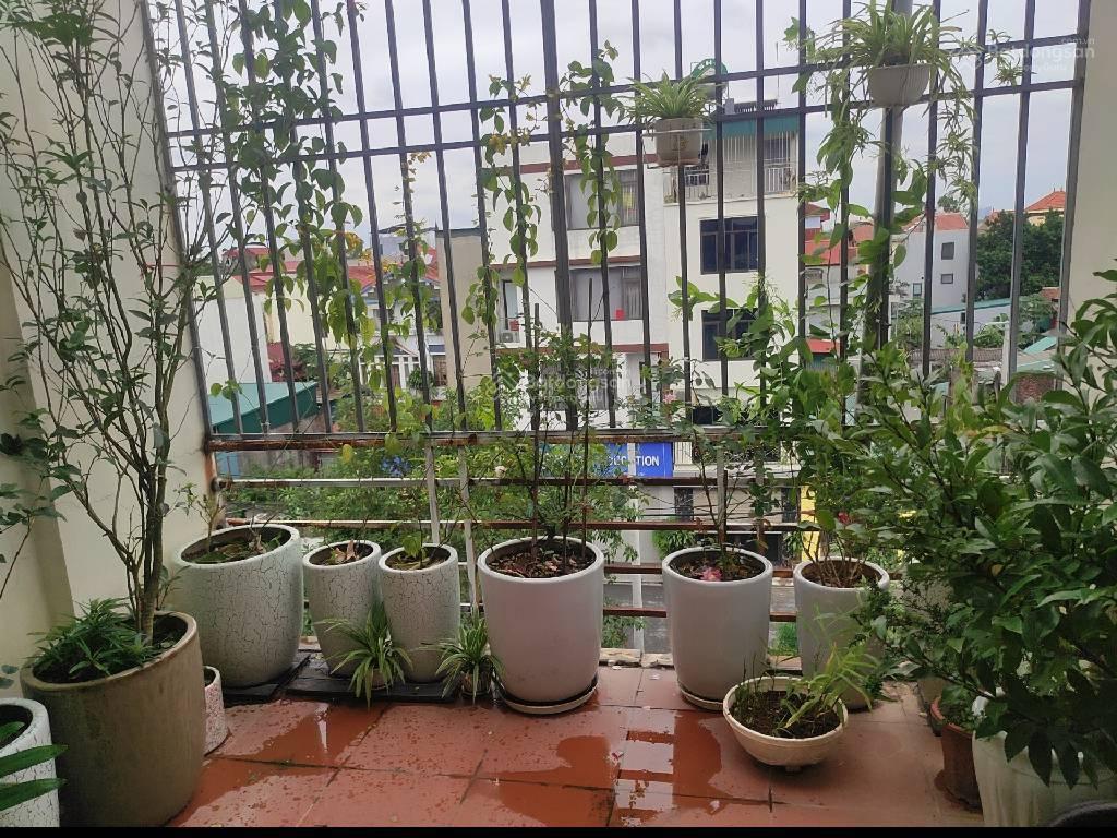 Bán nhà mặt ngõ to 73.6m2/11 tỷ gần trường, chợ ô tô tránh lô góc thoáng phúc lợi, long biên