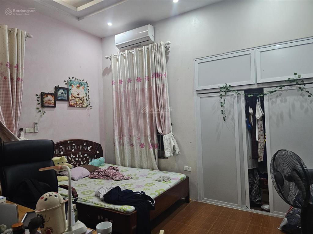 Bán nhà mặt ngõ to 73.6m2/11 tỷ gần trường, chợ ô tô tránh lô góc thoáng phúc lợi, long biên