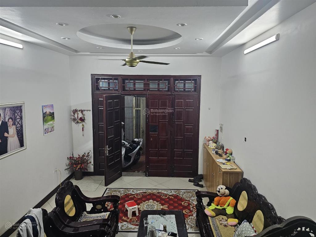 Bán nhà mặt ngõ to 73.6m2/11 tỷ gần trường, chợ ô tô tránh lô góc thoáng phúc lợi, long biên