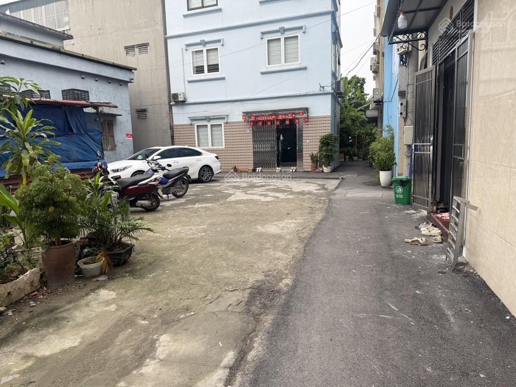 Đất đẹp ở ngay, 72.4m2 pháp lý chuẩnđường to thoáng sát trường qt, phúc lợi long biên, hà nội