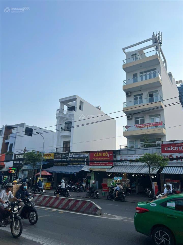 Bán gấp mặt tiền kinh doanh huỳnh tấn phát quận 7 .giá tốt 11x tỷ