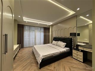 Tuyệt phẩm ba đình, hàng xóm dự án lớn 6t long lanh, gara, thang máy