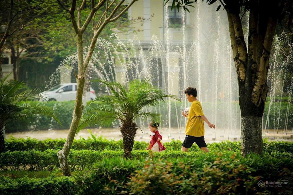 Chính chủ bán liền kề đường 30m, view công viên 122m2  24,3 tỷ (bao trọn gói sang tên)quá rẻ