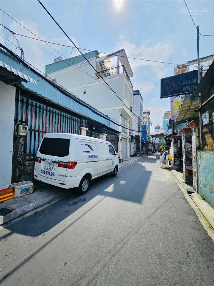 Bán nhà cấp 4 đường xe tải gò dầu tân phú ngay chợ tân hương, aeon mall 64m2 giá chỉ nhỉnh 6 tỷ