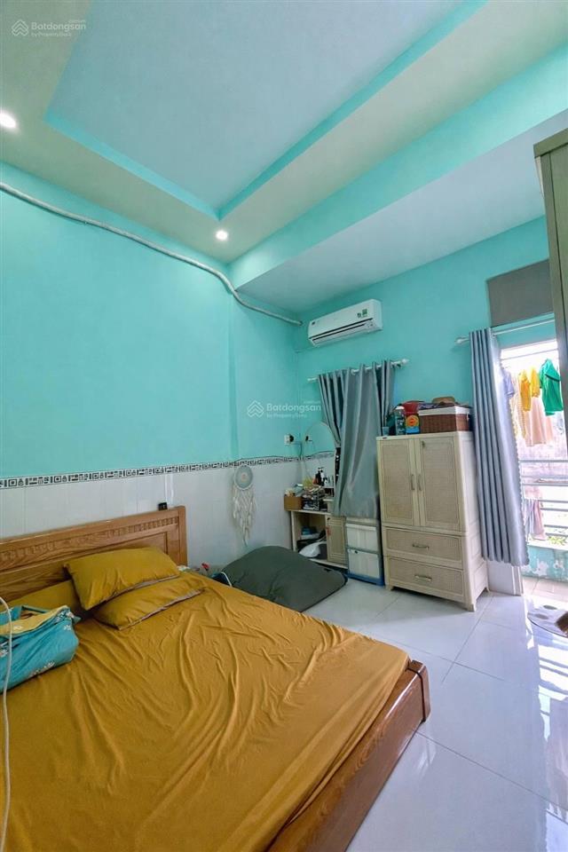 Chỉ 3.x tỷ tl  nhà 2 tầng  hoàn công đủ  ngay trương phước phan  tân hòa đông