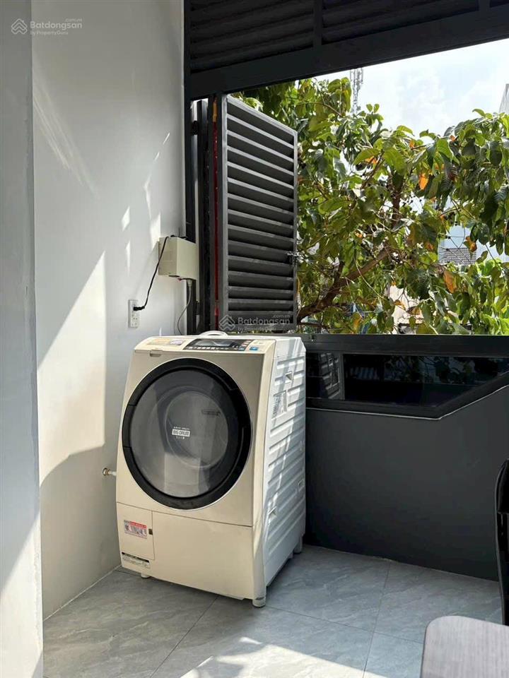 Chdv full nội thất tách bếp, gác, ban công cửa sổ máy giặt riêng cực thoáng ngay luỹ bán bích