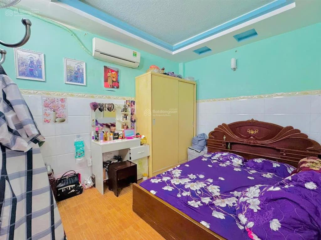 Có thang máy hxh 4x11 quang trung f.8 gò vấp