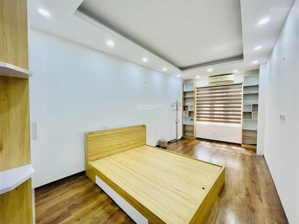 Giá siêu tốt! tôn đức thắng  văn hương  ngõ nông, nhà 38m2, 5 tầng mới full nội thất ở ngay