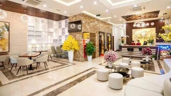 Khách sạn 4 sao  vị trí đắc địa ở thành phố biển đà nẵng