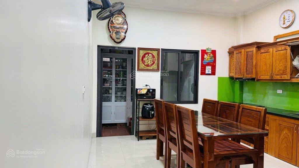 Nhà liền kề phân lô, vỉa hè, ô tô, trịnh văn bô, 60.8m2, 4 tầng, mt 4.2m, kinh doanh, giá 17,99 tỷ