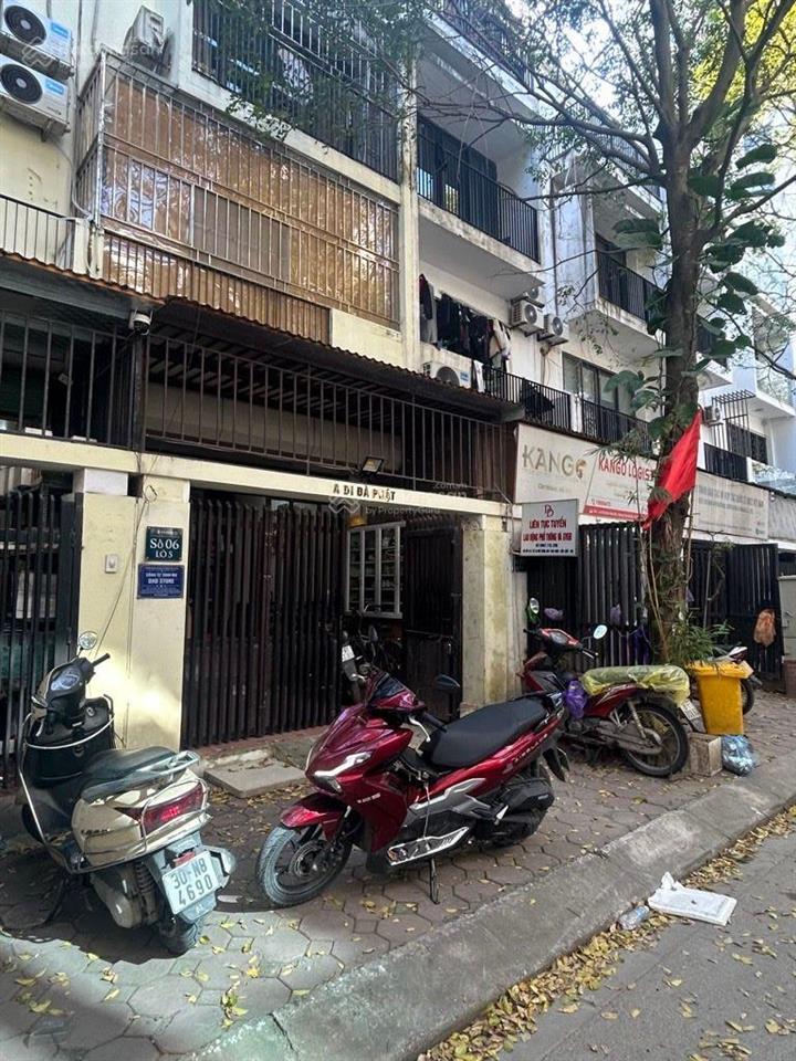 Nhà liền kề phân lô, vỉa hè, ô tô, trịnh văn bô, 60.8m2, 4 tầng, mt 4.2m, kinh doanh, giá 17,99 tỷ