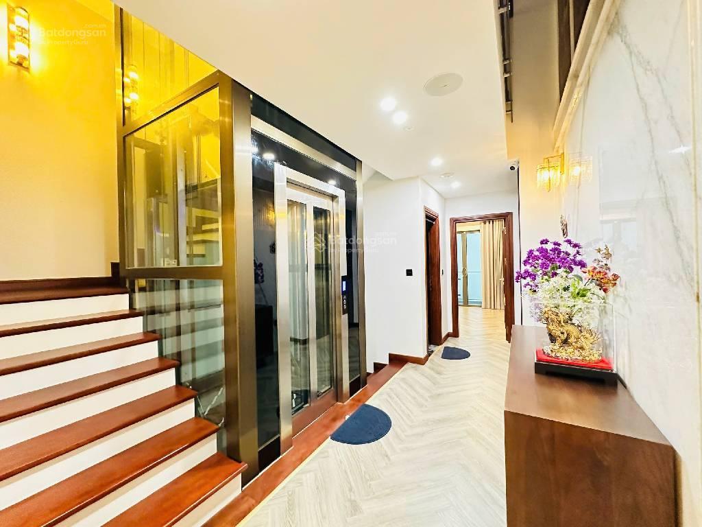 Nhà liền kề phân lô, vỉa hè, phú diễn bắc từ liêm, 100m2, 6 tầng, thang máy, mt 5m, giá 40 tỷ