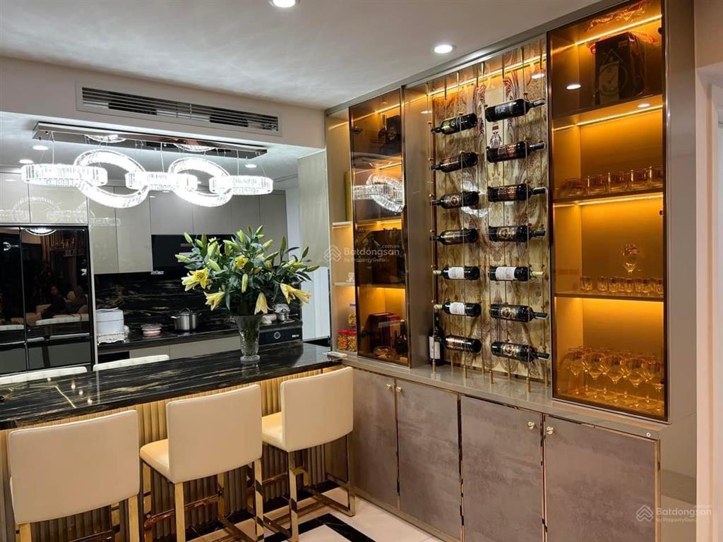 (căn mới) bán gấp căn 2pn dt 55m2 giá nhỉnh 4tỷ  tầng trung view thoáng, sổ cầm tay ct36 định công