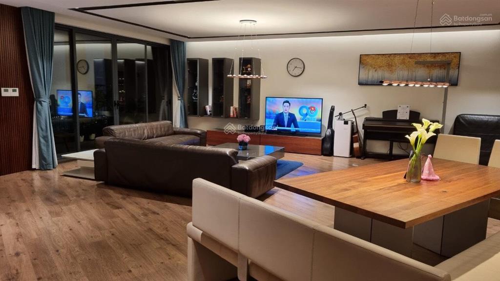 (căn mới) bán gấp căn 2pn dt 55m2 giá nhỉnh 4tỷ tầng trung view thoáng, sổ cầm tay ct36 định công