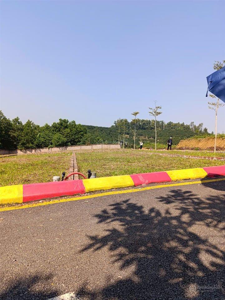 Chỉ 11 tr/m2 sở hữu lô đất hiếm ngay tt lương sơn  hoà bình 100m2 full thổ cư, đường 3 ô tô tránh