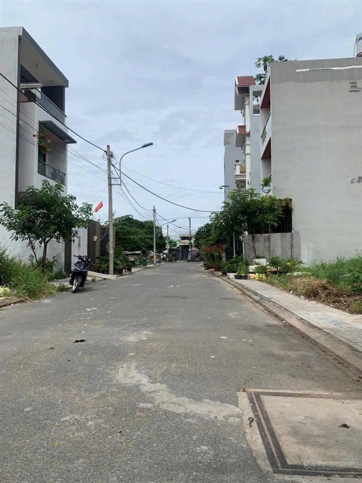 Đất nền khu dân cư bầu gốc tân kiên bình chánh 5 x 16,2 đường 8m  3t9 gần đh y phạm ngọc thạch