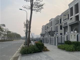 4x tỷ  dt 90m2  bán bt tại romantic park tây hồ tây