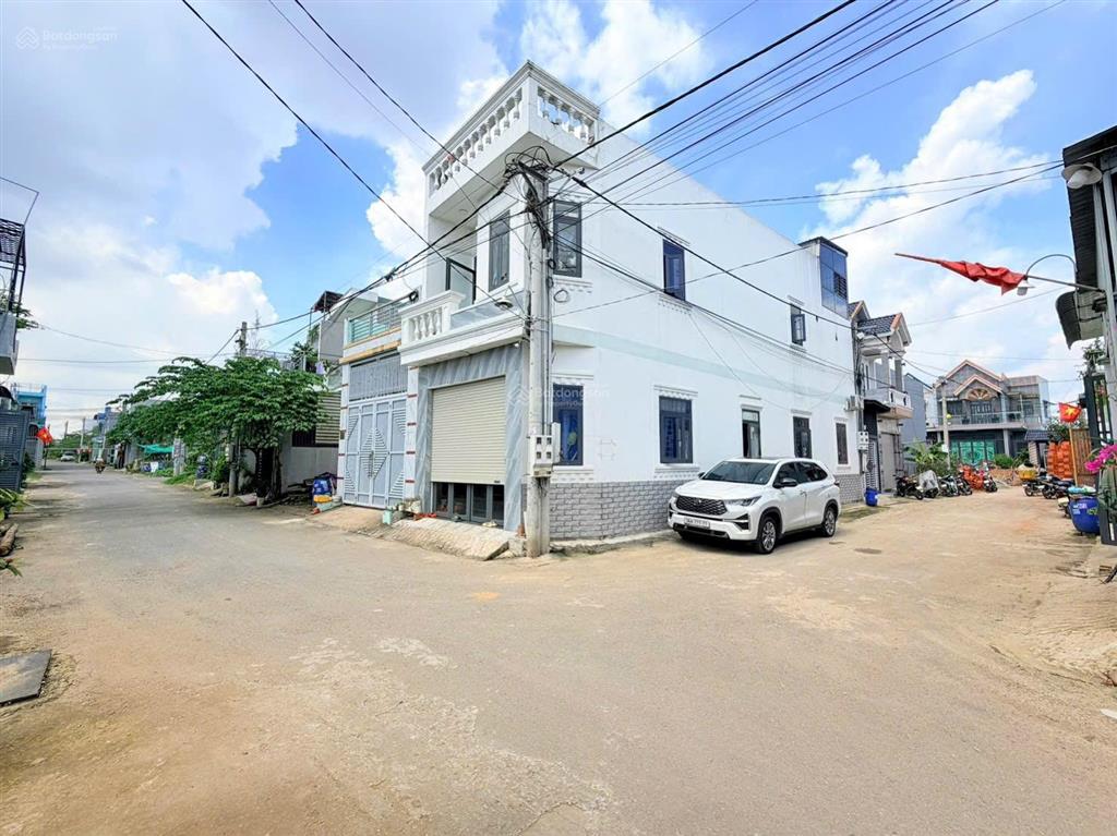 Bán đất (dt 63.3m2) sổ riêng thổ cư 100% đường nhựa 6m thuộc kdc hoá an. giá chỉ 1,7 tỷ