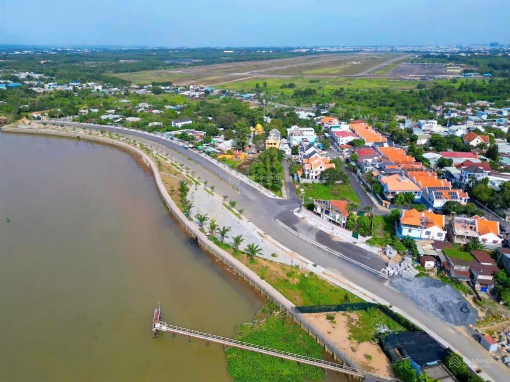 Hàng hiếm (dt 64m2) đường nhựa 40m + vỉa hè 5m mặt tiền bờ kè view sông bửu long. giá chỉ 3,6 tỷ