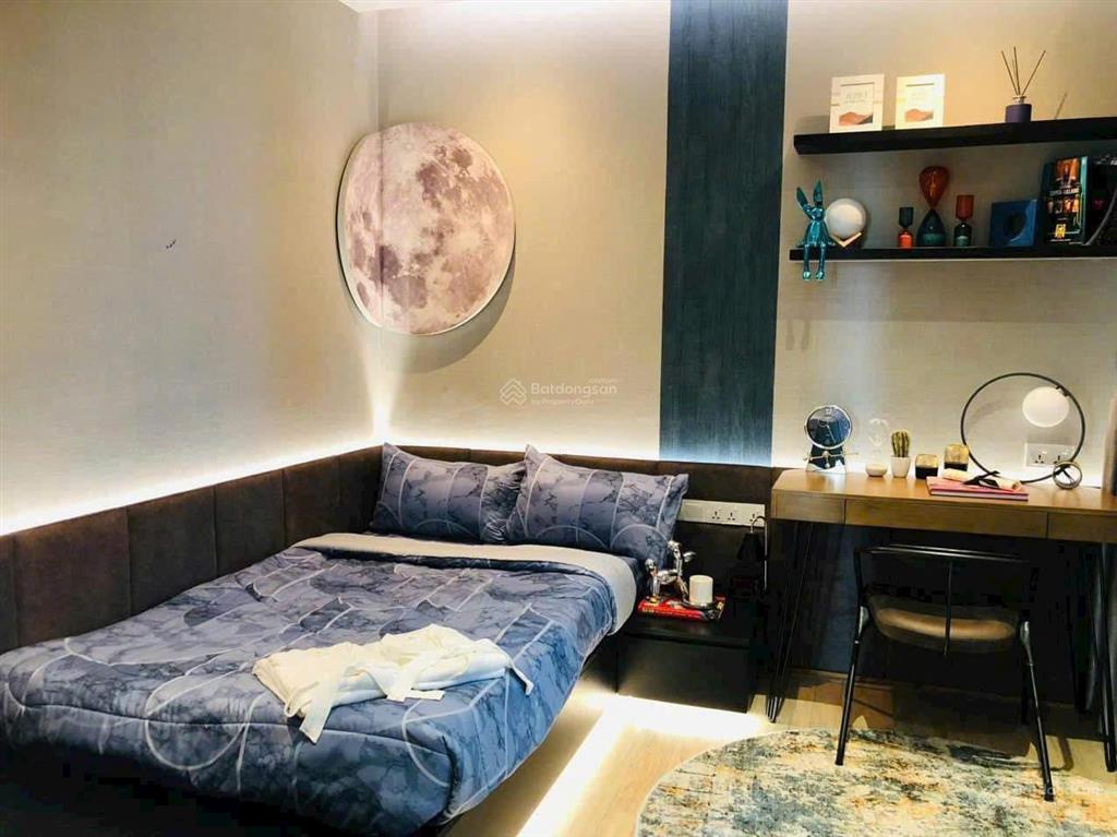 Bán gấp ch tản đà court, 3,7 tỷ, 66m2, 2pn, 2wc, nhà đẹp.