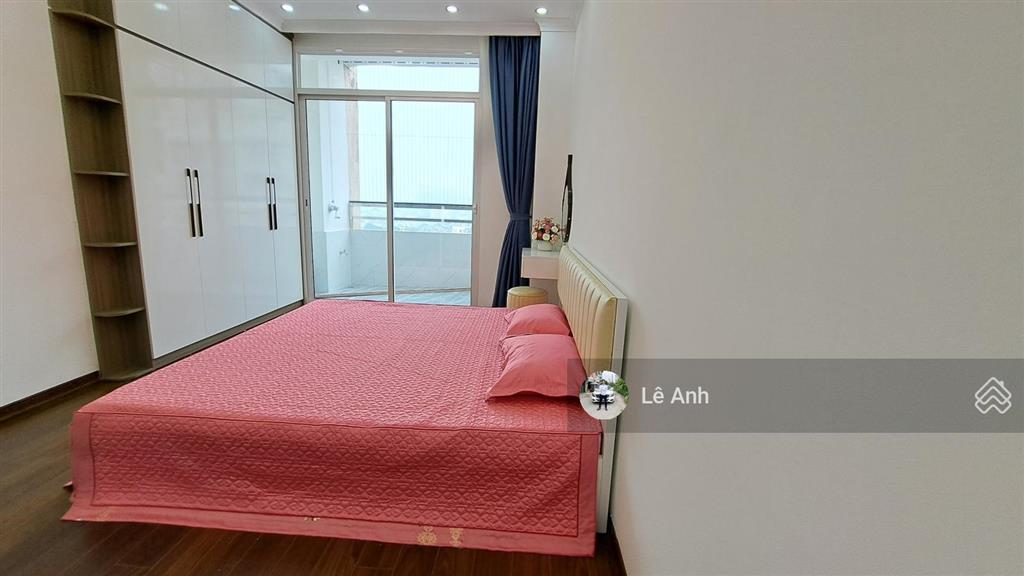 Bán căn hộ chung cư b6 toà đẹp nhất nam trung yên 75m2 3 ngủ 2 vệ sinh full đồ nội thất. giá 6.x tỷ