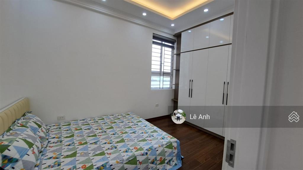 Bán căn hộ chung cư b6 toà đẹp nhất nam trung yên 75m2 3 ngủ 2 vệ sinh full đồ nội thất. giá 6.x tỷ