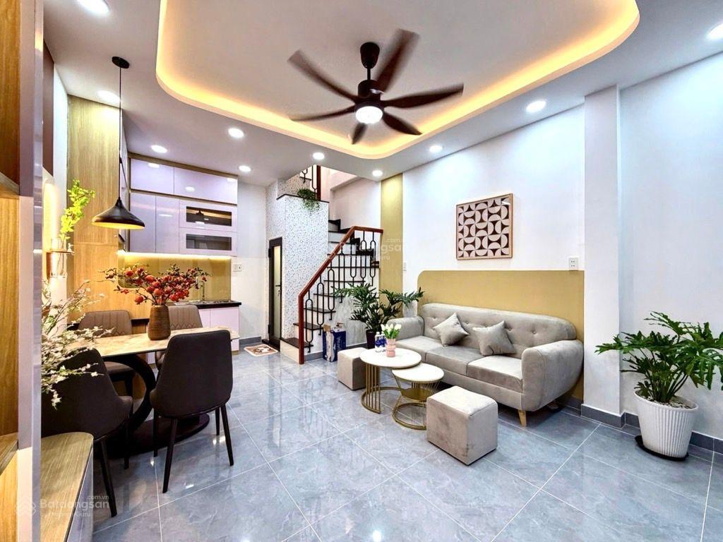 Giáp phan xích long  94m2 sử dụng  4 tầng  full nội thất  gần mặt tiền  nhỉnh 5tỷ