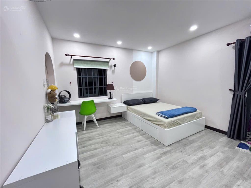 Cần cho thuê chung cư 152/11 nguyễn thị tần p2 q8 căn hộ sân vườn 105,1m2