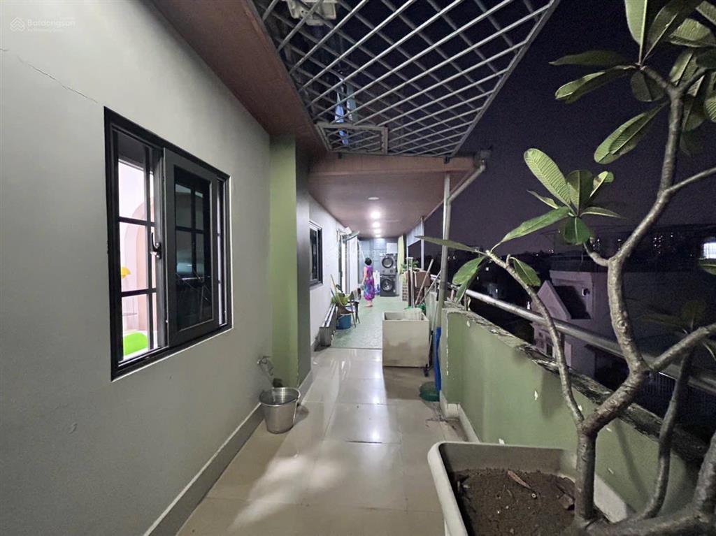 Cần cho thuê chung cư 152/11 nguyễn thị tần p2 q8 căn hộ sân vườn 105,1m2