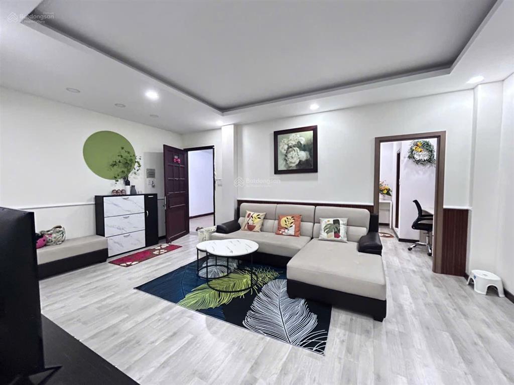 Cần cho thuê chung cư 152/11 nguyễn thị tần p2 q8 căn hộ sân vườn 105,1m2