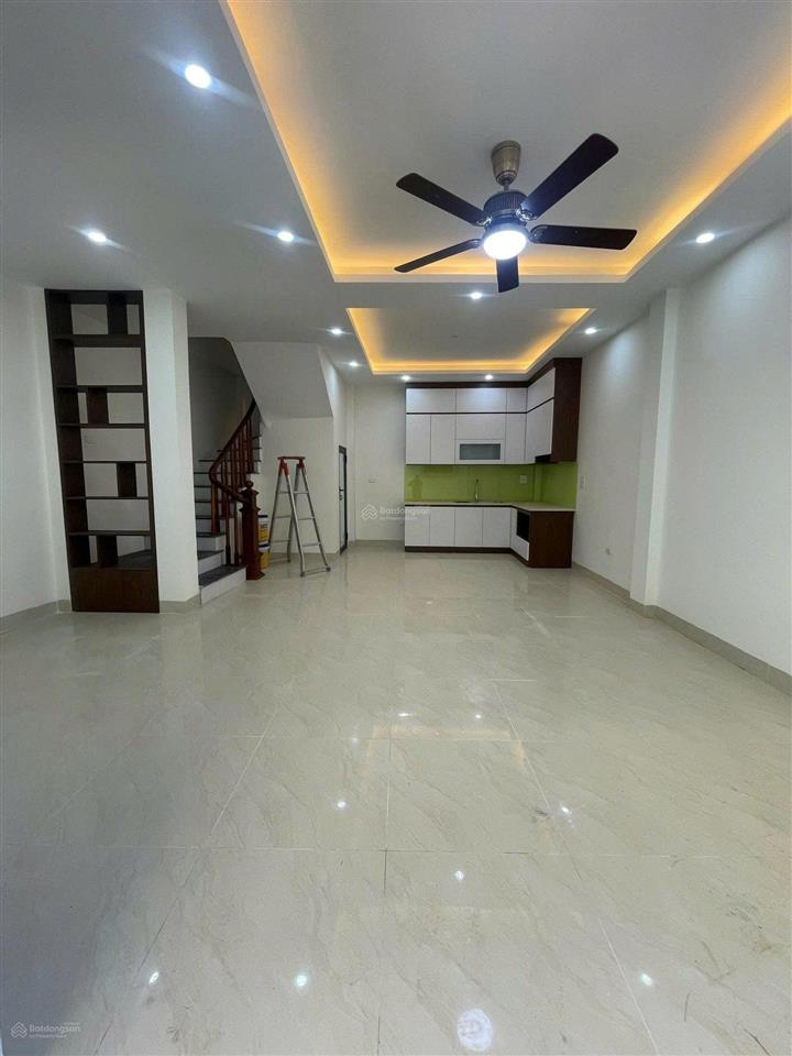 Nhà 4t*52m2 xây độc lậpmặt ngõ nhà nướccó sân cổng riêngkhu vực trung tâmgần đại lộgiá 4,55 tỷ