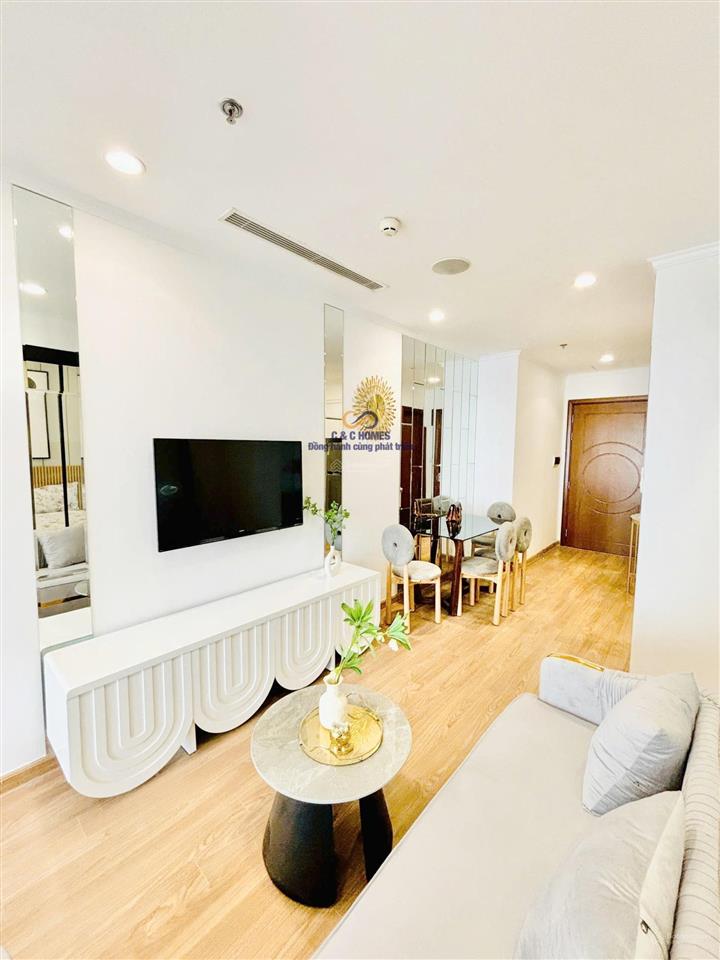 Cho thuê căn 1 ngủ+ full nội thất như ảnh. vào luôn phân khu cao cấp nhất.  0397 934 ***