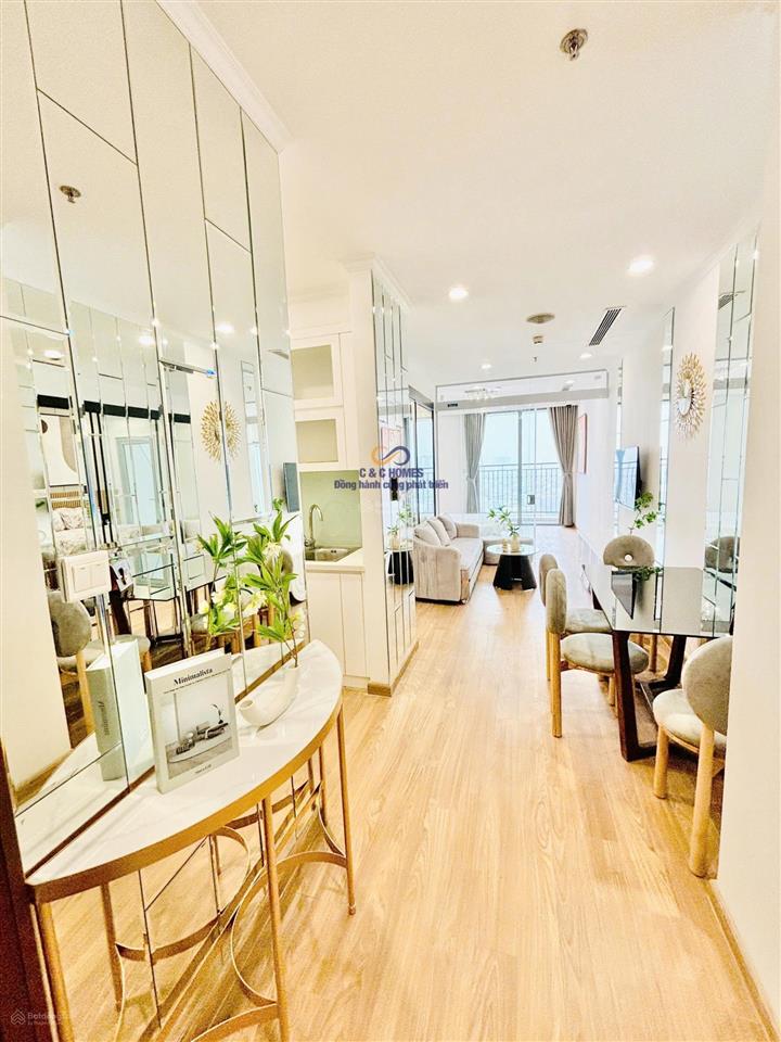 Cho thuê căn 1 ngủ+ full nội thất như ảnh. vào luôn phân khu cao cấp nhất.  0397 934 ***