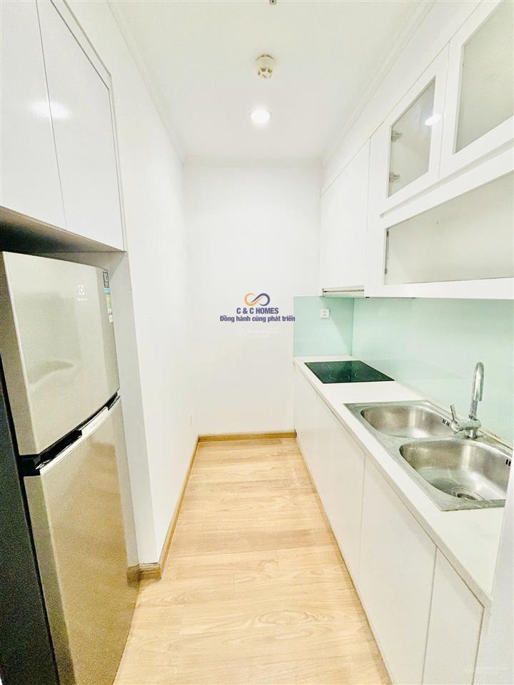 Cho thuê căn 1 ngủ+ full nội thất như ảnh. vào luôn phân khu cao cấp nhất.  0397 934 ***