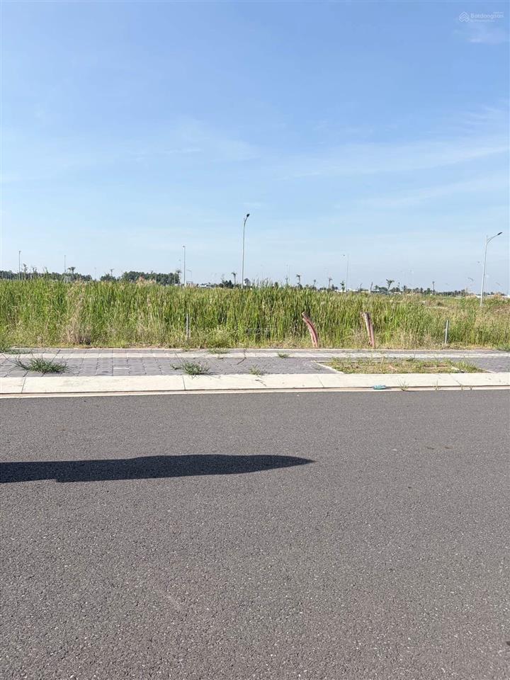 Ra nhanh lô 110m2 mặt tiền đường mai bá hương (60m) có sổ hồng riêng, full thổ cư