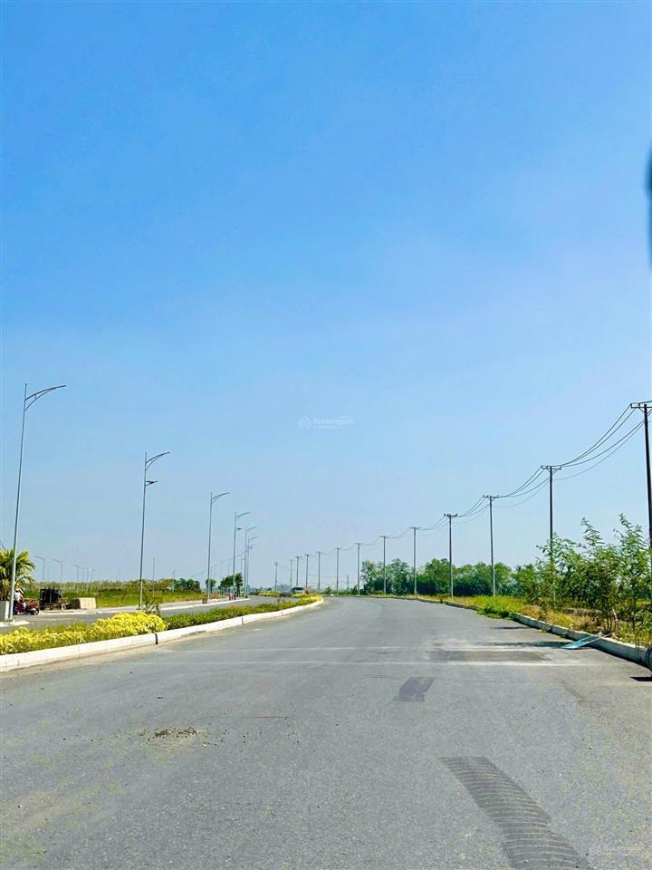 Sở hữu ngay đất mặt tiền mai bá hương 90m2 giá chỉ 2,34 tỷ, đường 18m rộng rãi có shr