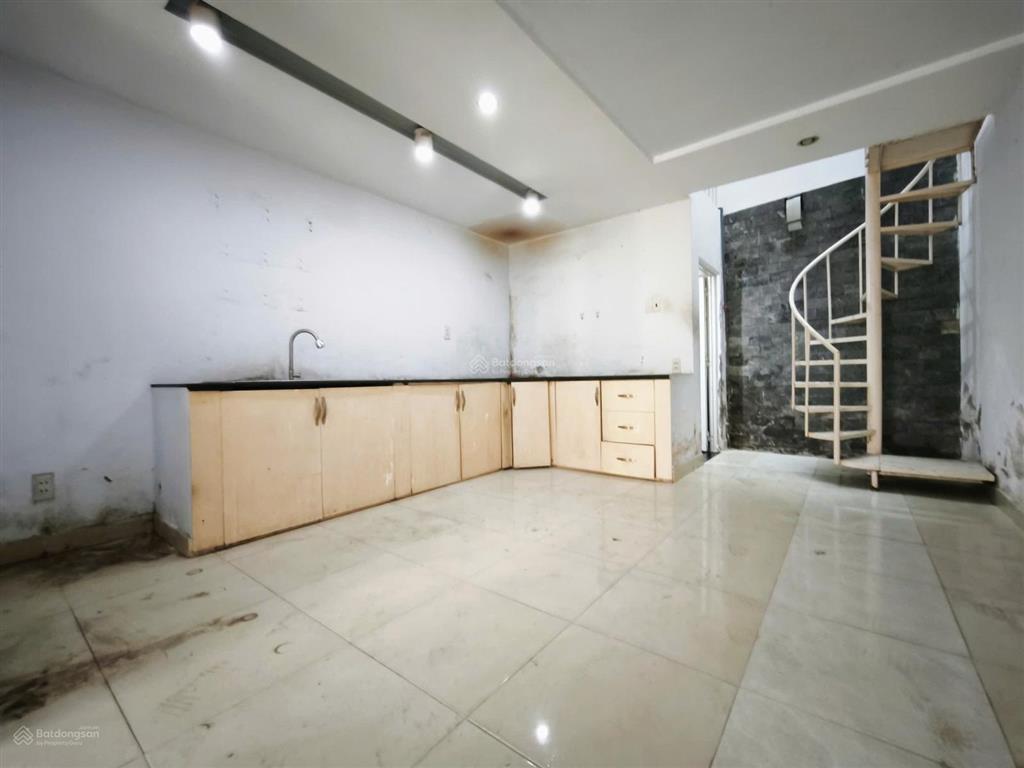 Nhà hẻm xe hơi nguyễn phúc chu p15 dt 4x15m 1 lầu 2pn