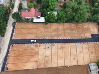 Văn phòng em ra 30 lô f0  xuân khanh  sơn tây dt từ 5060m, giá từ 1,2 1,5 tỷ  em 0362 792 ***