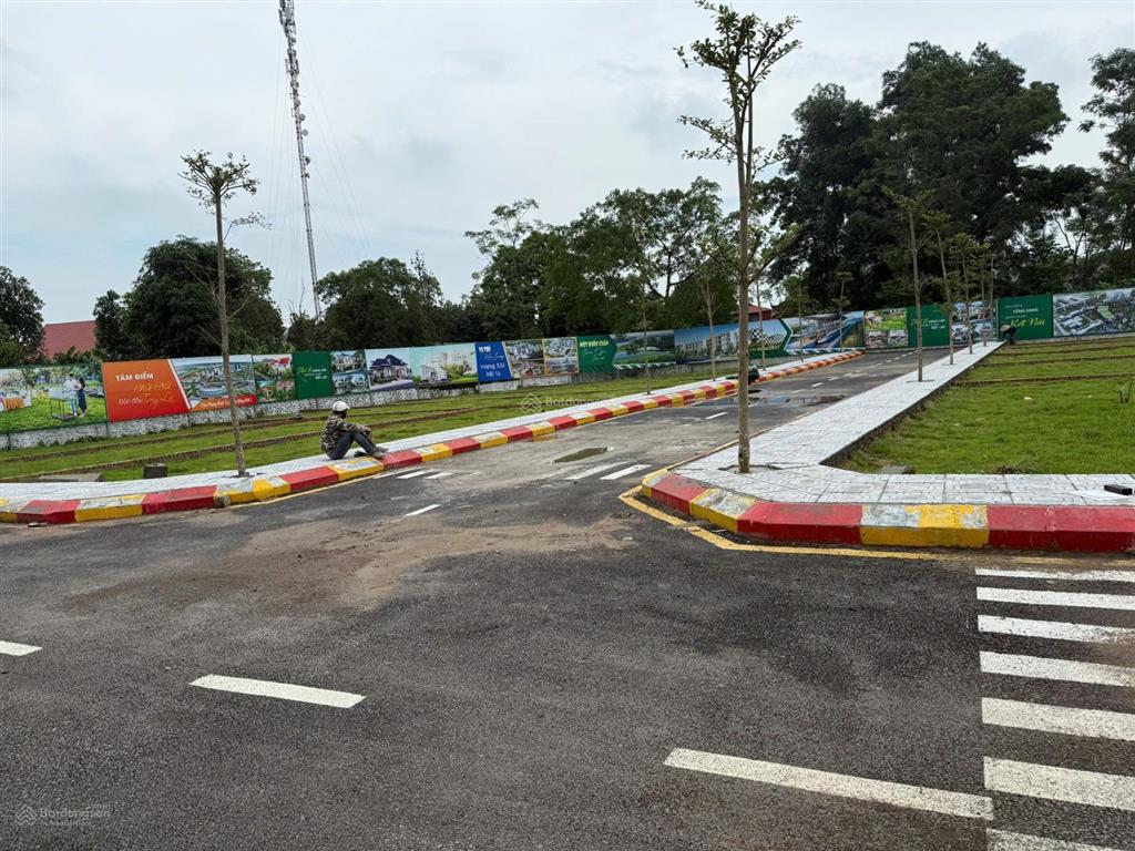 Duy nhất! suất ngoại giao  dt 100m  full thổ cư  ngay đại học quốc gia và đường sắt metro