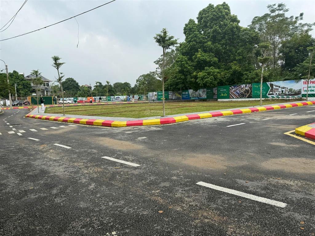 Duy nhất! suất ngoại giao  dt 100m  full thổ cư  ngay đại học quốc gia và đường sắt metro