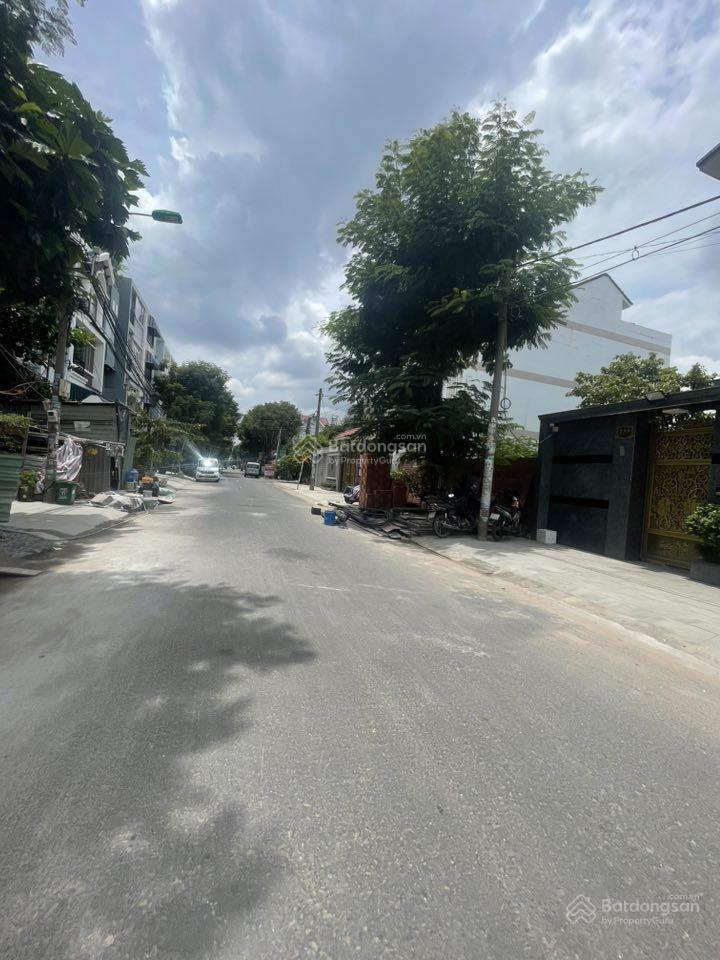 Bán đất vi trí đẹp đường 7a khu tên lửa 5x20m giá 12.1 tỷ đối diện dãy biệt thự  0909 273 ***